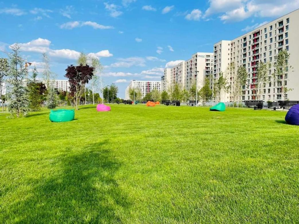 Botanic Nest Panoramic Studio Bukarest Exterior foto